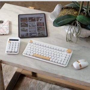 NEW GOLDEN MECHANICAL BACKLIT BLUETOOTH USB KEYBOARD MOUSE CALCULATOR NUMBER PAD